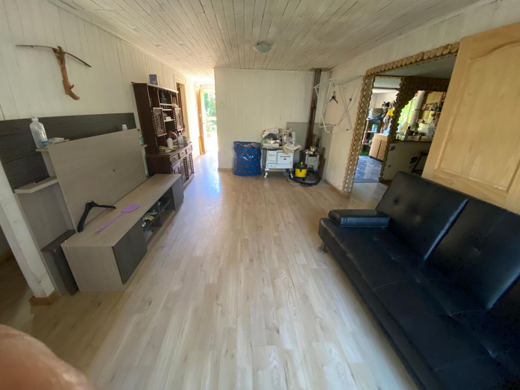 SE VENDE CASA CON AMPLIO TERRENO SAN ANTONIO - Imagen 2