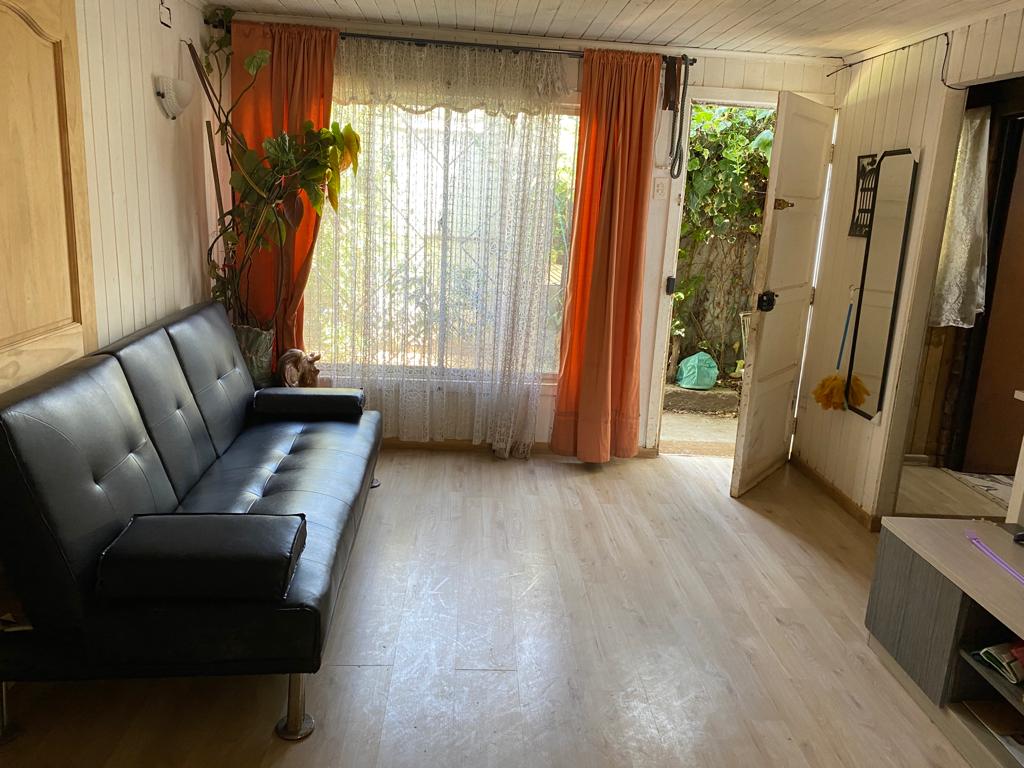 SE VENDE CASA CON AMPLIO TERRENO SAN ANTONIO - Imagen 4