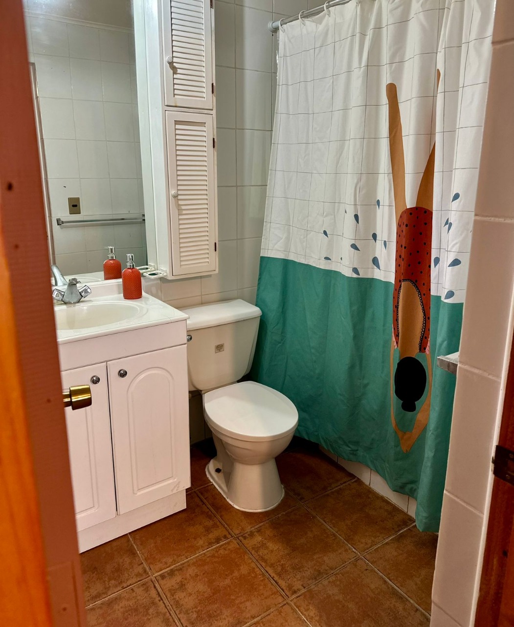 SE VENDE PARCELA CON CASA EN CONDOMINIO ALTOS DE SANTO DOMINGO - Imagen 19