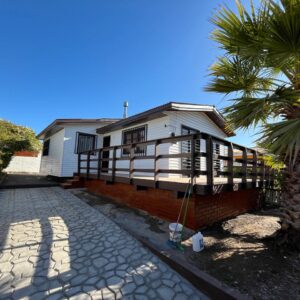 SE VENDE PROPIEDAD REMODELADA EN CARTAGENA