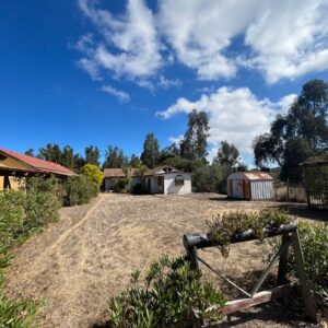 SE VENDE PARCELA CON 2 CASAS AMOBLADAS EN CONDOMINIO