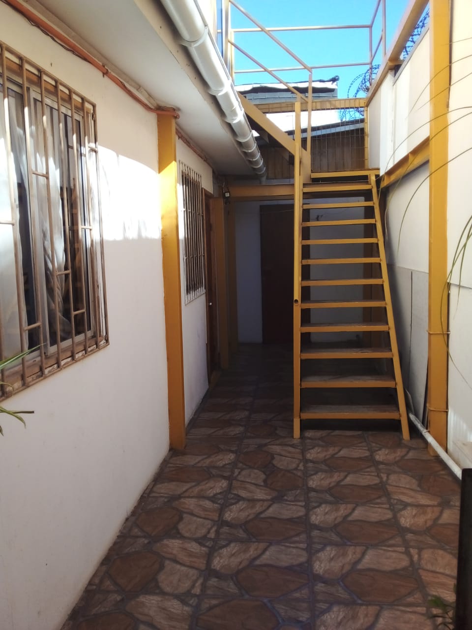 SE VENDE LOCAL COMERCIAL "RESIDENCIAL" TOTALMENTE EQUIPADA Y FUNCIONANDO - Imagen 18