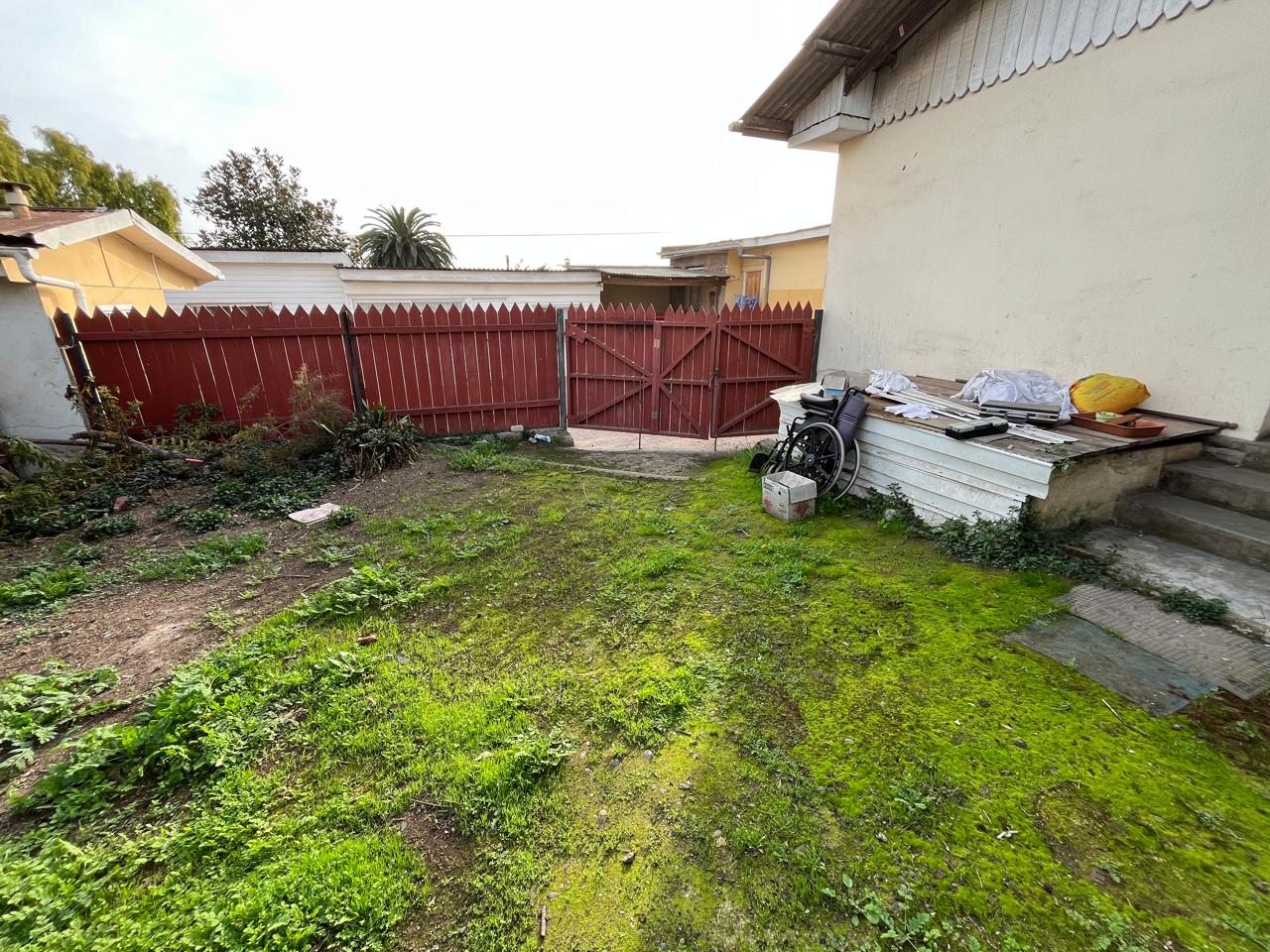 SE VENDE CASA CON AMPLIO TERRENO EN LLOLLEO - Imagen 12