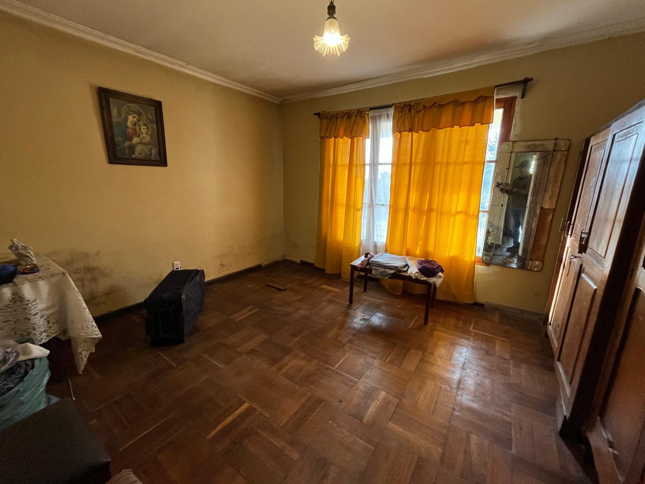 SE VENDE CASA CON AMPLIO TERRENO EN LLOLLEO - Imagen 3