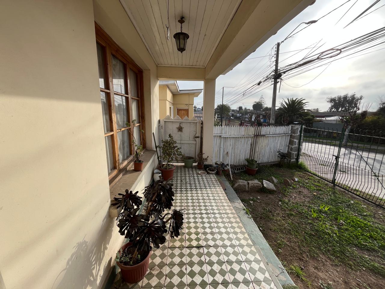 SE VENDE CASA CON AMPLIO TERRENO EN LLOLLEO - Imagen 9