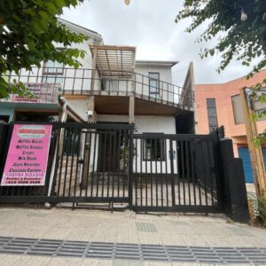SE ARRIENDA LOCAL COMERCIAL EN PLENO CENTRO DE LLOLLEO