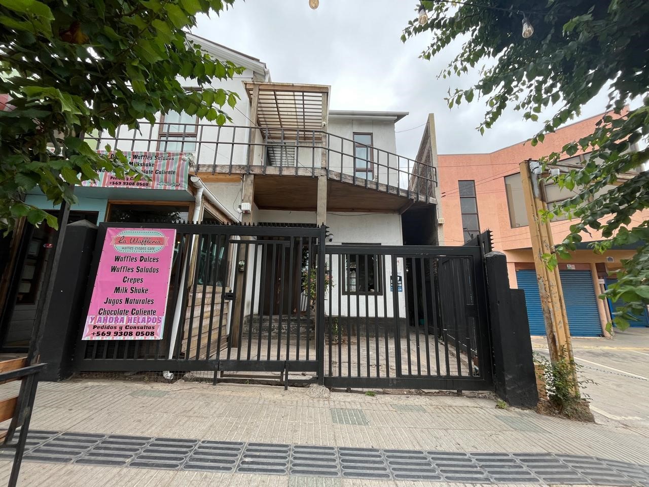 SE ARRIENDA LOCAL COMERCIAL EN PLENO CENTRO DE LLOLLEO