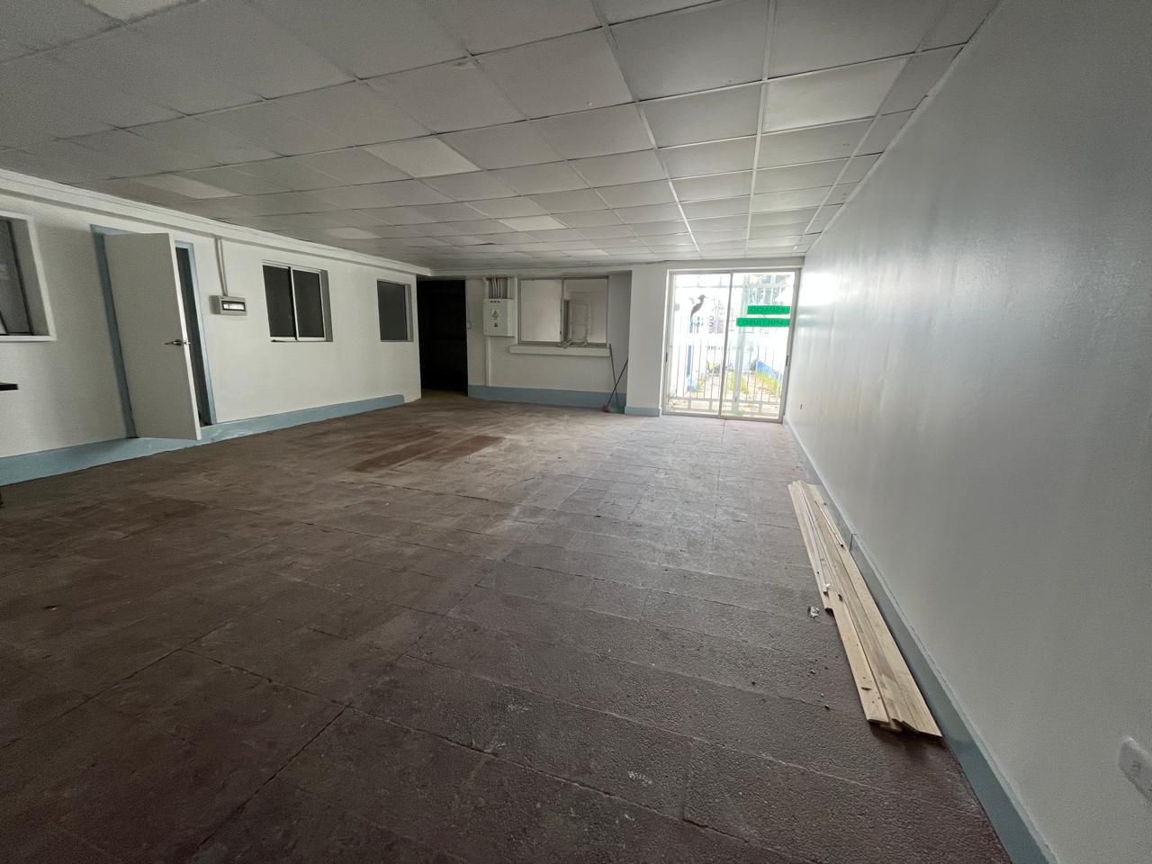 SE ARRIENDA LOCAL COMERCIAL PARA EDUCACION, SALUD Y/0 OTROS - Imagen 18