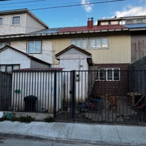 CASA DE 3 PISOS EN VENTA, PUNTA ARENAS