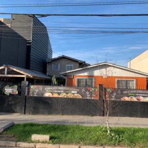 SE VENDE PROPIEDAD EN PLENO CENTRO DE LLOLLEO
